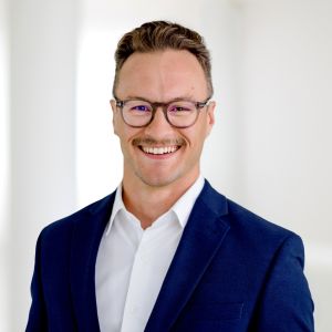 Lennart Holst