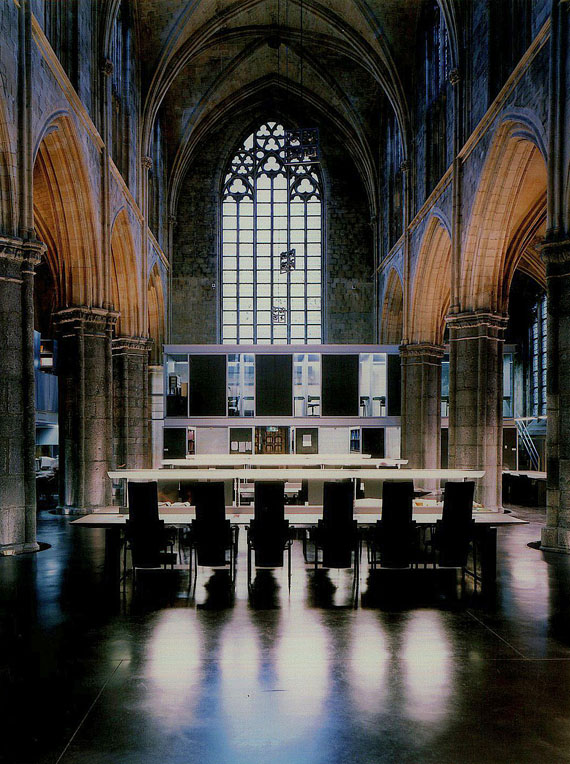 Candida Höfer - Bibliotheken. Mit Essay v. U. Eco. Mit Orig.-Foto. 2005.