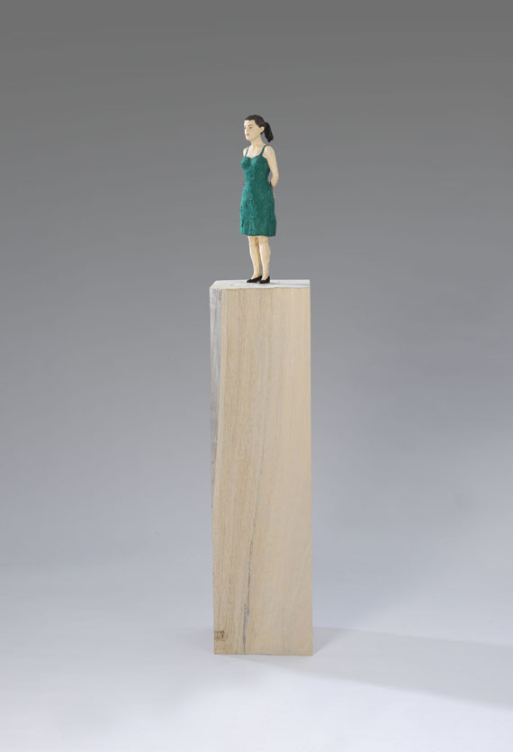 Stephan Balkenhol - Frau mit grünem Kleid - Altre immagini