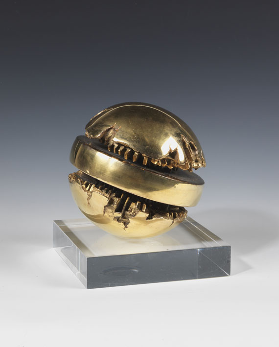 Arnaldo Pomodoro - Rotante primo sezionale - Altre immagini