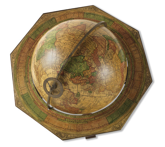  Globus - Pair of Celestial and Terrestrial Globes, 32 cm diameter. J. G. Doppelmayr 1728 (revised ed. by W. P. Jenig, 1789/90). - Altre immagini