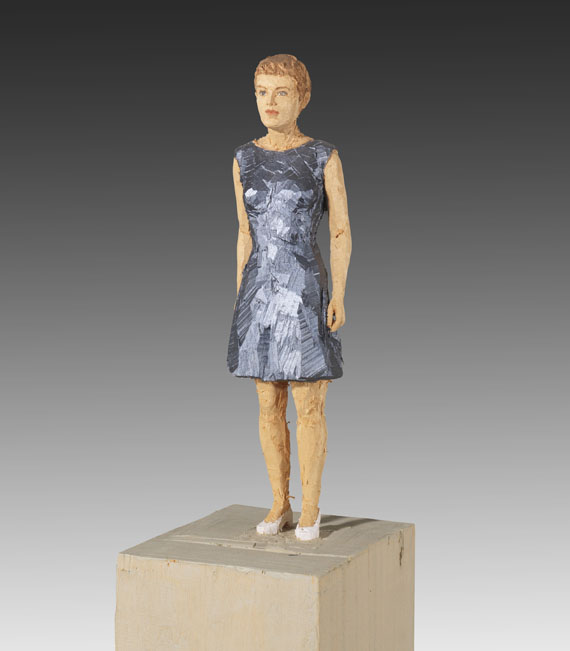 Stephan Balkenhol - Frau mit grauem Kleid - Altre immagini