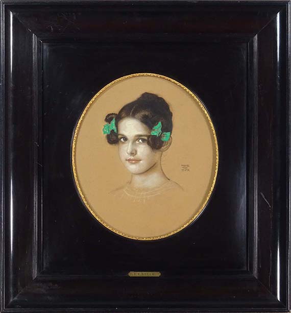 Franz von Stuck - Bildnis der Tochter Mary mit grünen Schleifen - Cornice
