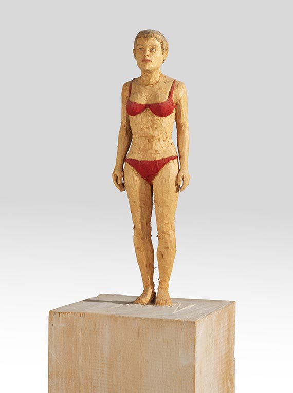 Stephan Balkenhol - Frau in rotem Bikini - Altre immagini