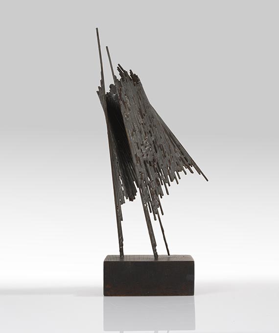 Brigitte Matschinsky-Denninghoff - Vogeltorso (Form in Zinn 22)